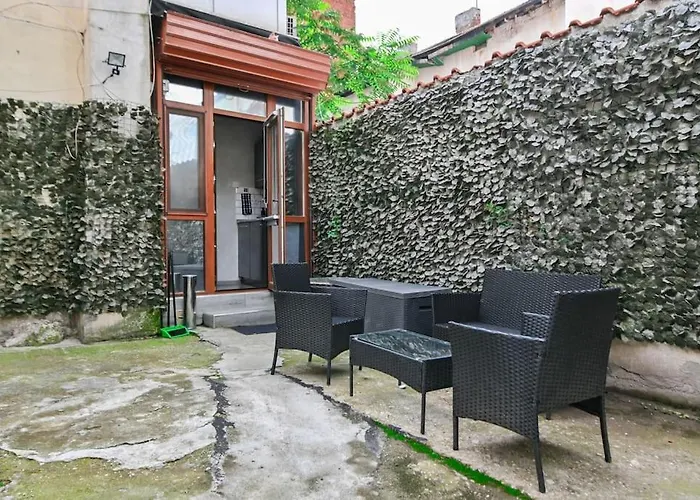 Velar 1Bdr Apartment